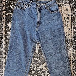 VTG 90’s Levi’s 550 High Waisted Jeans: Size 12